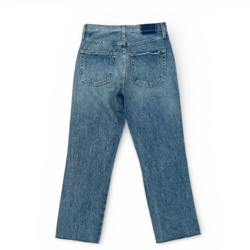 AMO Loverboy NWT Straight Leg Jeans Loved Wash Raw Hem Size 26 - Picture 3 of 4